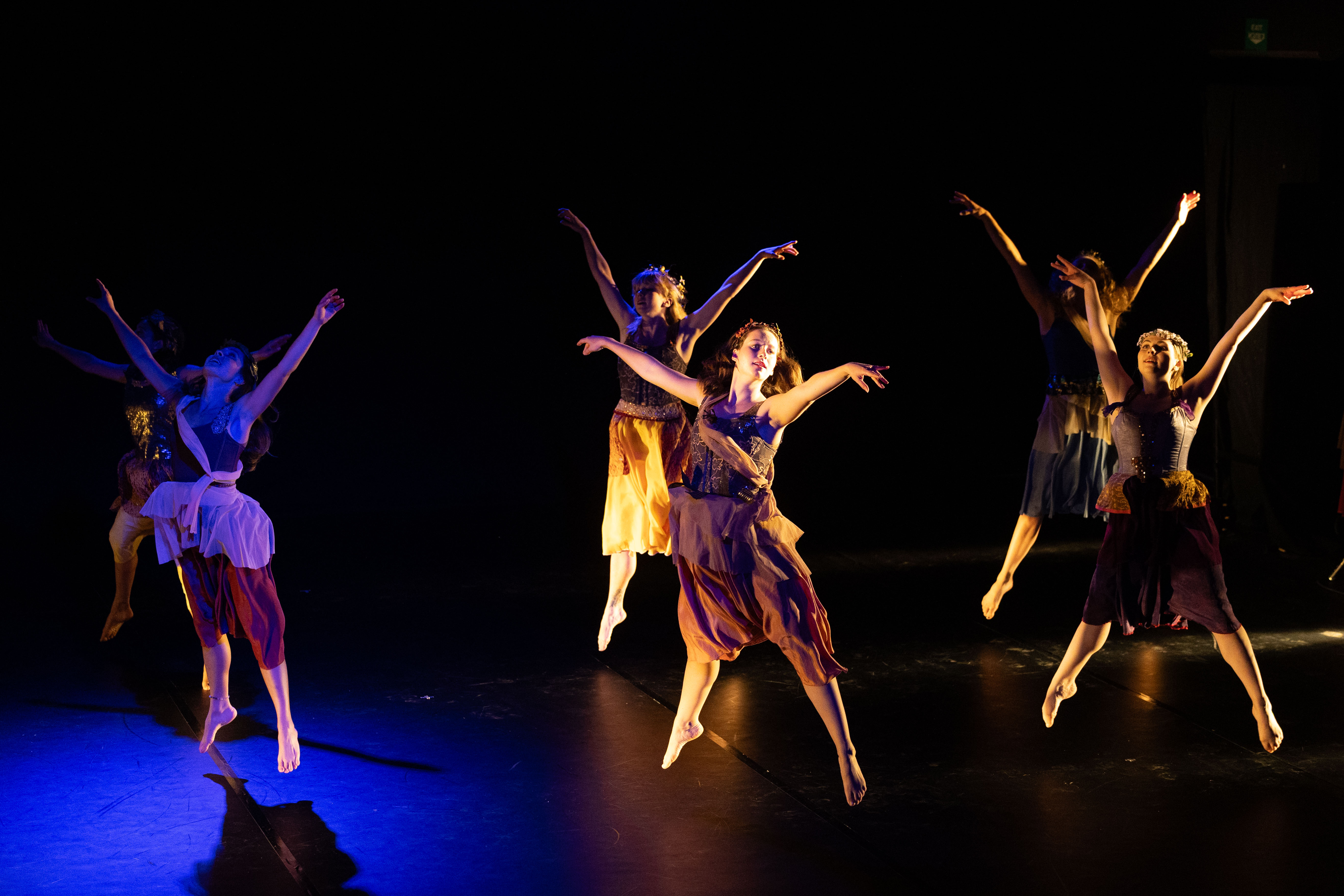 UCSB Dance Company Lighting Image 15